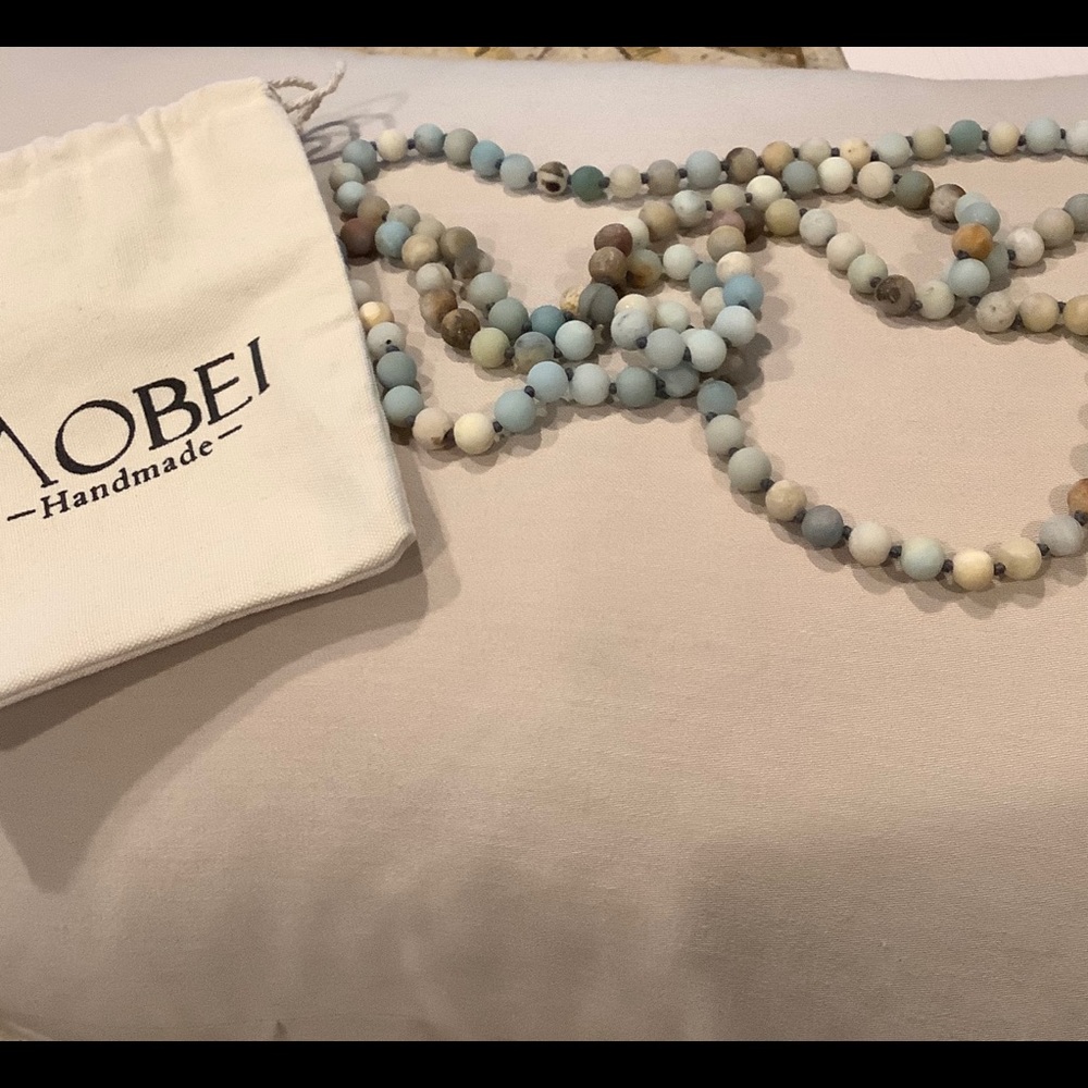 Bead necklace